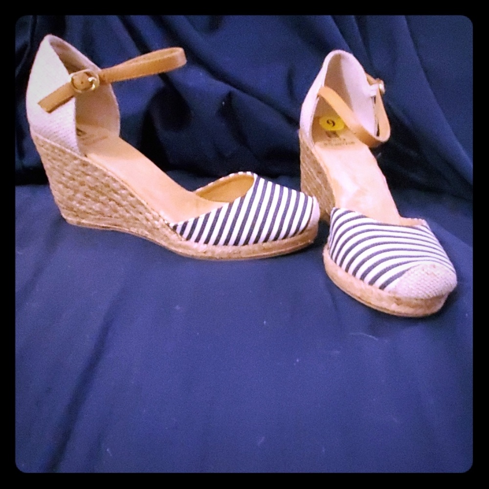 Women's size 9 shoes